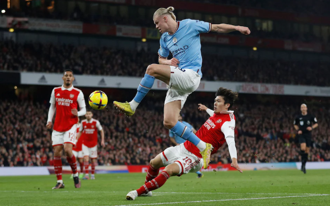 米乐体育平台-谁能扭转战局？负面传球重大疏忽引发争议的简单介绍