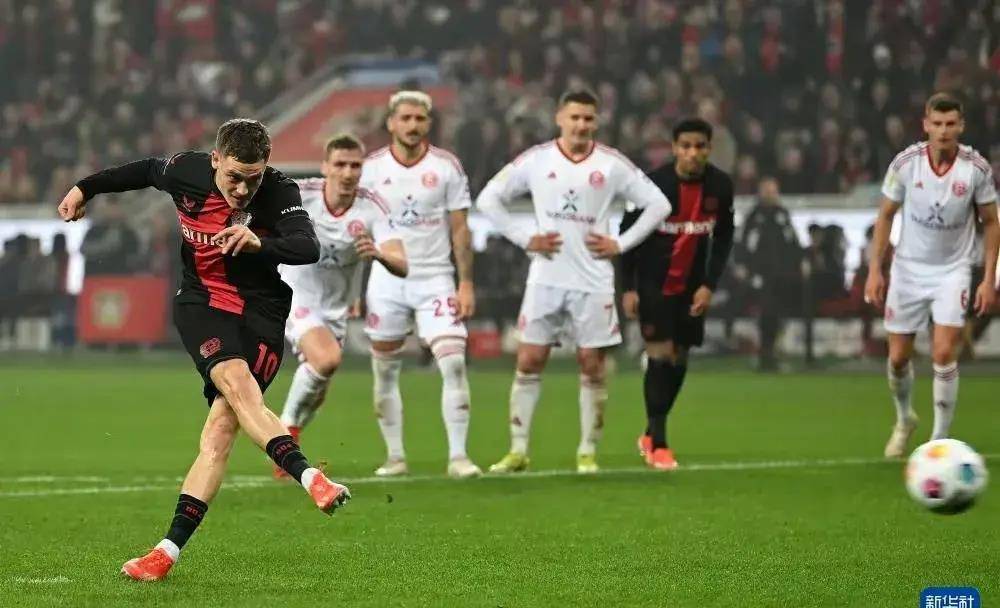 米乐m6官网-勒沃库森攻击火力全开，主场轻松获胜领先优势！的简单介绍