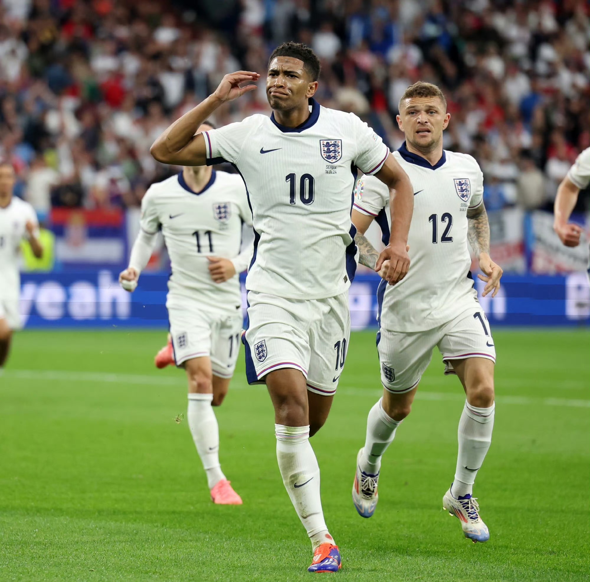 米乐直播官网-英格兰胜出比利时，成功晋级半决赛阶段