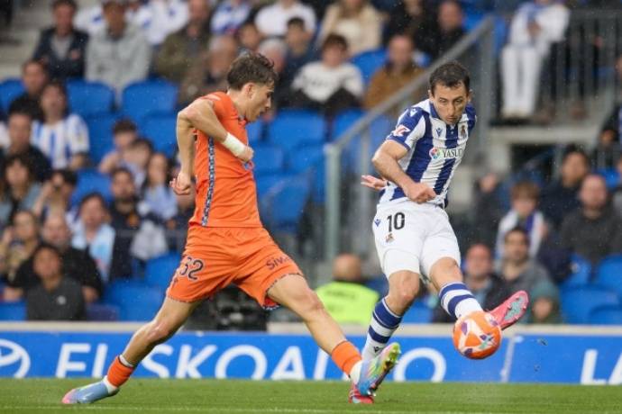 米乐官网m6-皇家社会主场惨败，晋级前景岌岌可危的简单介绍